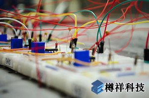 新的傳感平臺(tái)可以“調(diào)諧”使用的電信號(hào)